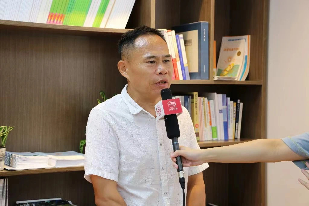 商丘市總工會深圳市服務(wù)中心龍華站站長：愛心企業(yè)送溫暖，回饋社會顯擔(dān)當(dāng)